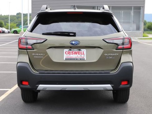 Used 2024 Subaru Outback Limited AWD/4WD image 3