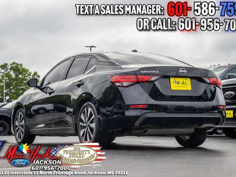Used 2025 Nissan Sentra SV w/ SV Premium Package FWD image 3