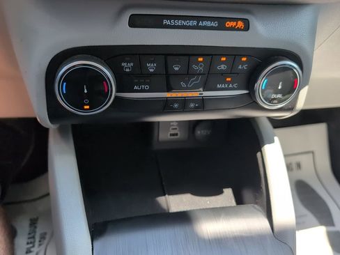 Used 2024 Ford Escape Active FWD image 17