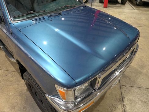 Used 1991 Toyota 4Runner SR5 AWD/4WD image 18