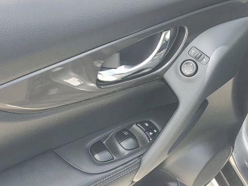 Certified 2020 Nissan Rogue S w/ Special Edition Package FWD image 26
