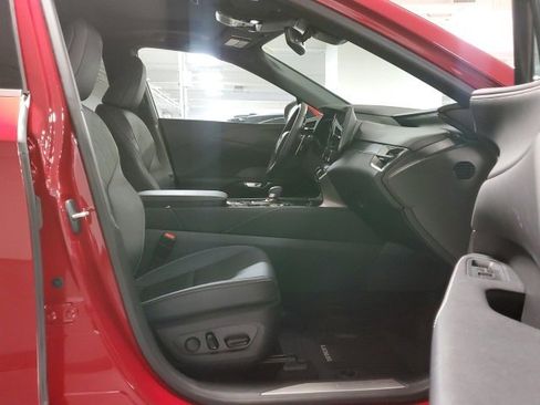 Used 2025 Lexus RX 350 Premium image 24