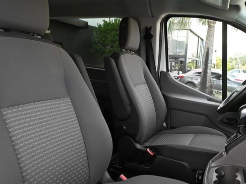 Used 2022 Ford Transit 350 XLT image 19