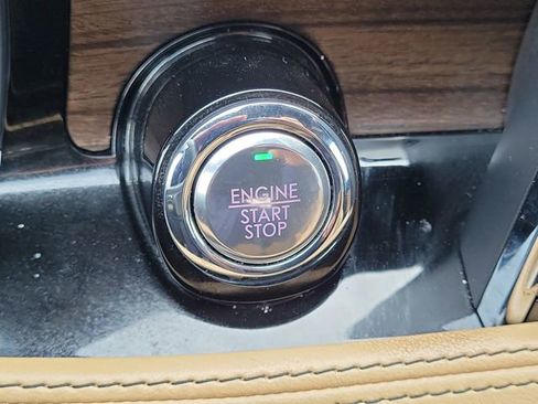 Certified 2022 Lincoln Corsair Reserve image 23