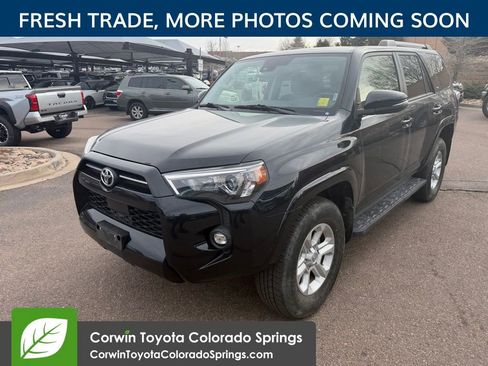 Used 2024 Toyota 4Runner SR5 Premium image 3