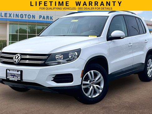 Used 2017 Volkswagen Tiguan S AWD/4WD image 12