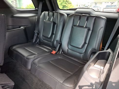 Used 2016 Ford Explorer Limited AWD/4WD image 10