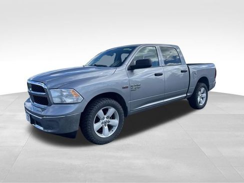 Used 2023 RAM 1500 Classic SLT AWD/4WD image 1