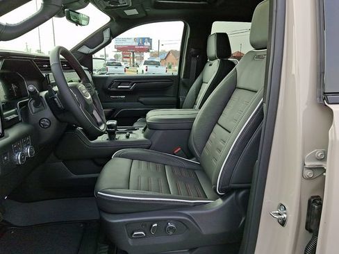 New 2026 GMC Sierra 1500 AT4X AWD/4WD image 10