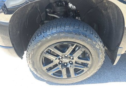 New 2026 Chevrolet Silverado 1500 LT Trail Boss w/ LT Trail Boss Premium Package AWD/4WD image 11