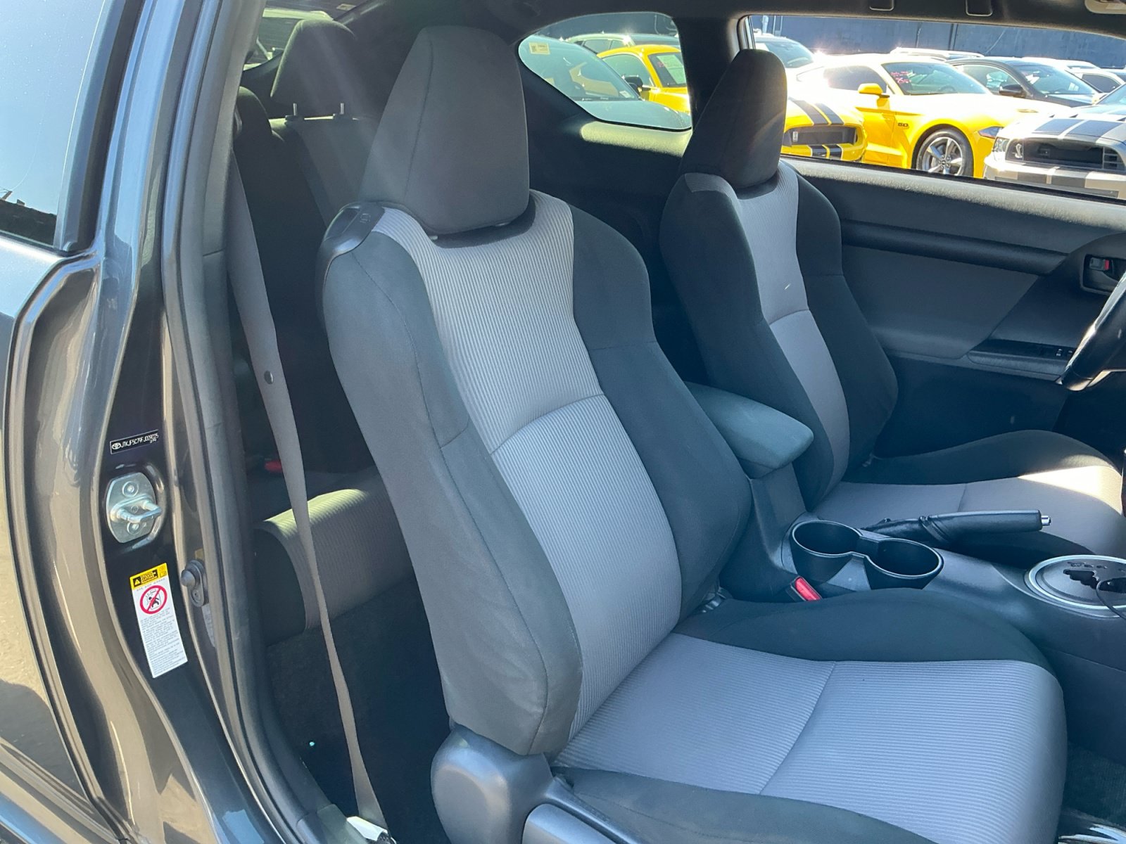 Used 2015 Scion tC FWD image 21