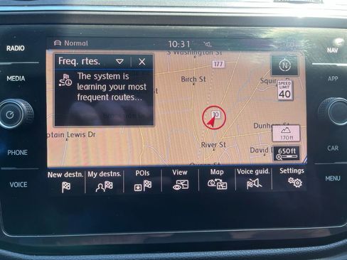 Used 2019 Volkswagen Tiguan SEL R-Line AWD/4WD image 10