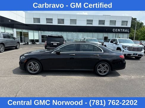 Used 2023 Mercedes-Benz E 350 4MATIC Sedan image 2