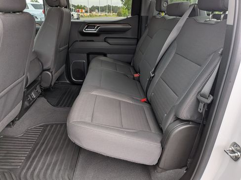 Used 2025 Chevrolet Silverado 1500 LT RWD image 31