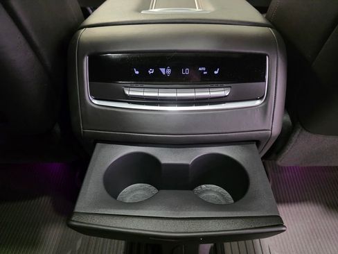 Used 2023 Cadillac Escalade ESV Sport Platinum w/ LPO, ONYX Package AWD/4WD image 33