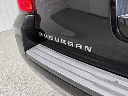 Used 2015 Chevrolet Suburban LT AWD/4WD image 7