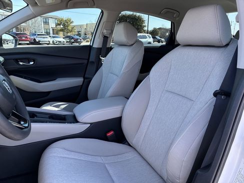 Certified 2025 Honda Accord LX image 16