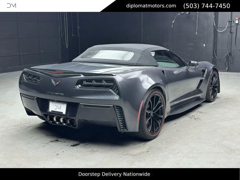 Used 2017 Chevrolet Corvette Z06 image 11