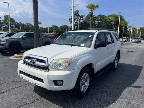 Used 2007 Toyota 4Runner SR5 RWD image 5
