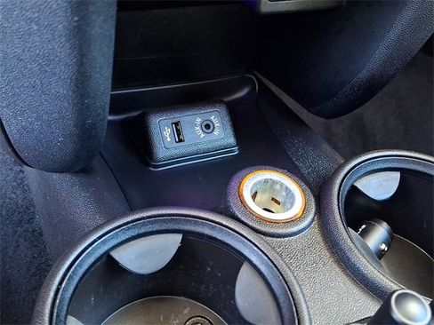 Used 2013 MINI Cooper Clubman image 24