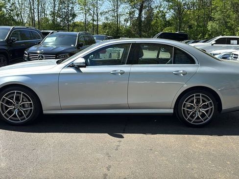 Used 2021 Mercedes-Benz E 350 4MATIC Sedan image 7