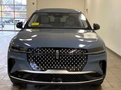 New 2026 Lincoln Nautilus Premier w/ Equipment Group 102A image 3