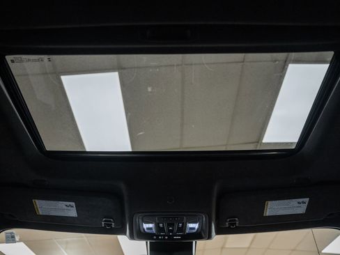 Used 2023 GMC Sierra 1500 AT4X image 43