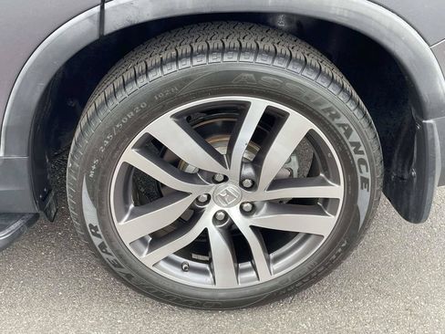 Used 2016 Honda Pilot Touring image 32