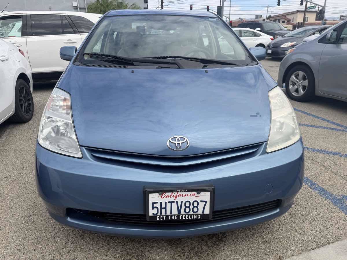 Used 2004 Toyota Prius w/ Pkg 5 FWD image 10
