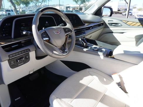 Used 2021 Cadillac Escalade Sport Platinum image 18