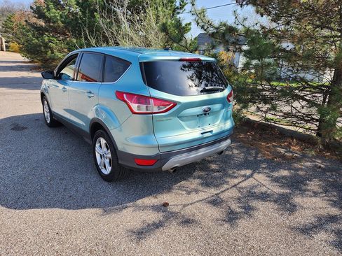 Used 2013 Ford Escape SE FWD image 9