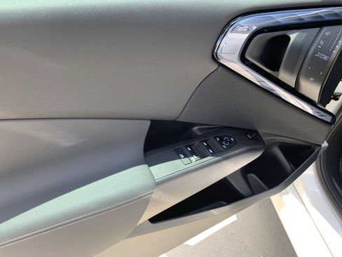 Used 2025 BMW X3 xDrive30i w/ Premium Package image 13