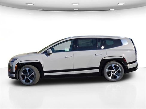 New 2026 Hyundai Ioniq 9 Limited image 4