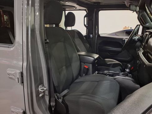 Certified 2021 Jeep Wrangler Sport image 22