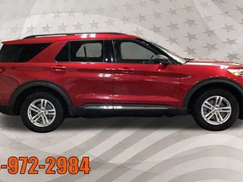 Used 2020 Ford Explorer XLT w/ Equipment Group 202A AWD/4WD image 21