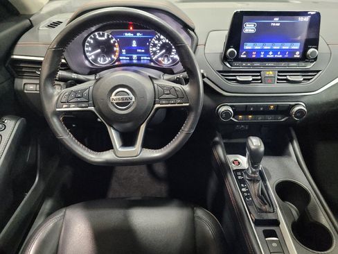 Used 2022 Nissan Altima 2.5 SR AWD/4WD image 22