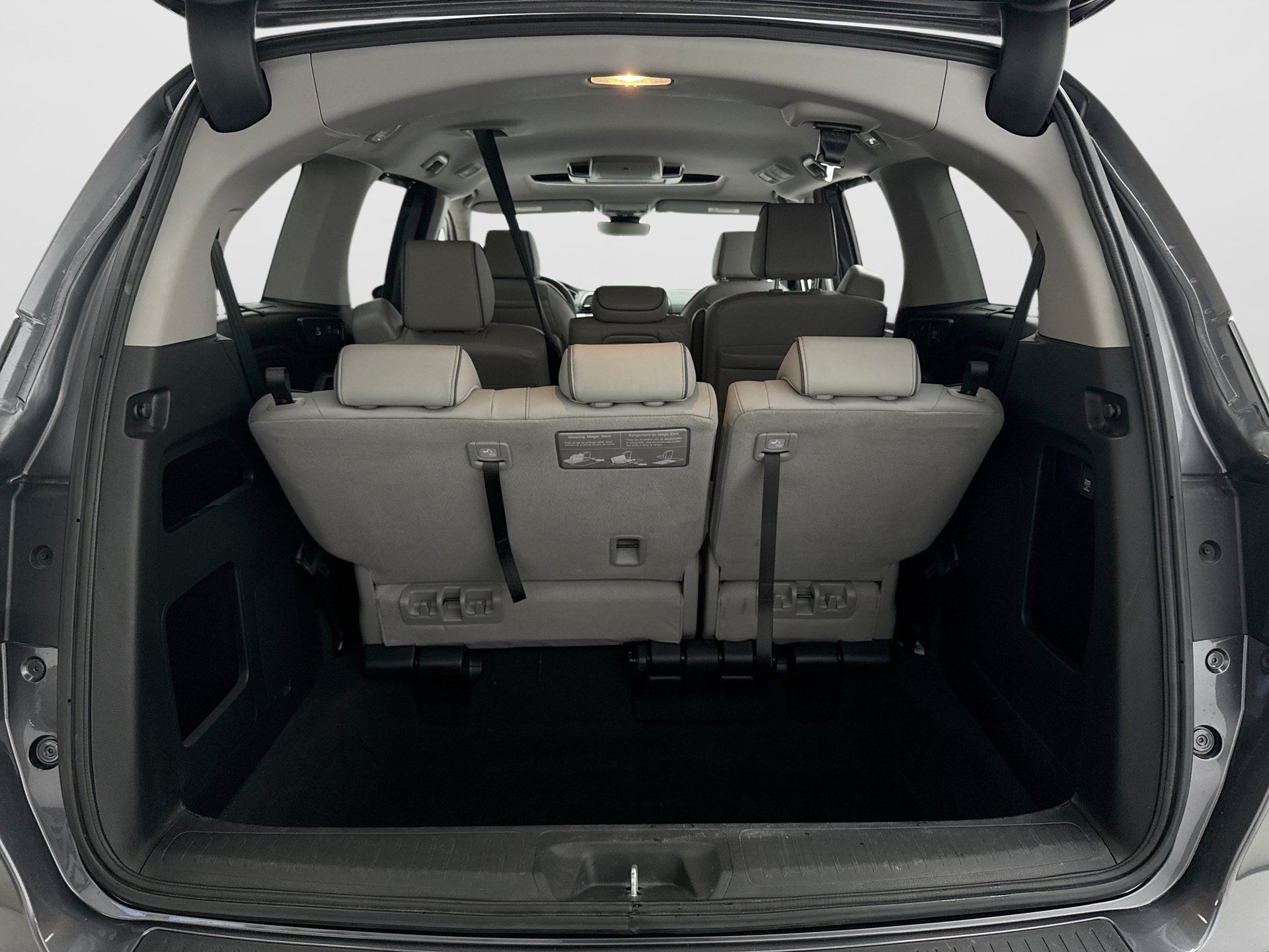 Used 2024 Honda Odyssey Elite image 21