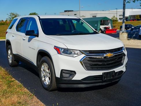 Used 2020 Chevrolet Traverse LS image 38