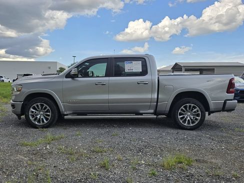 Used 2022 RAM 1500 Laramie w/ Sport Appearance Package AWD/4WD image 8