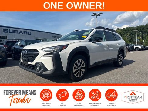 Used 2025 Subaru Outback Premium AWD/4WD image 1