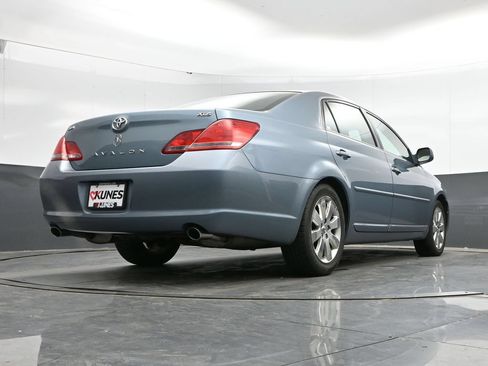 Used 2007 Toyota Avalon Touring FWD image 35