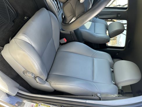 Used 2013 Toyota Tacoma 4x4 Double Cab image 18