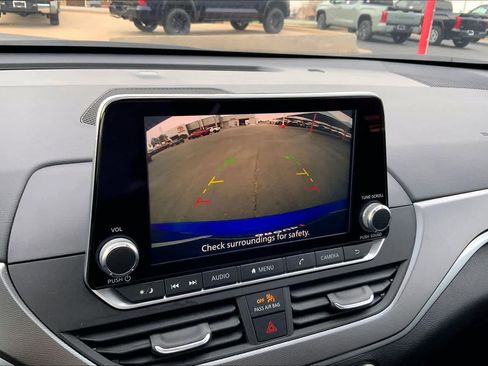 Used 2025 Nissan Altima 2.5 SR image 26