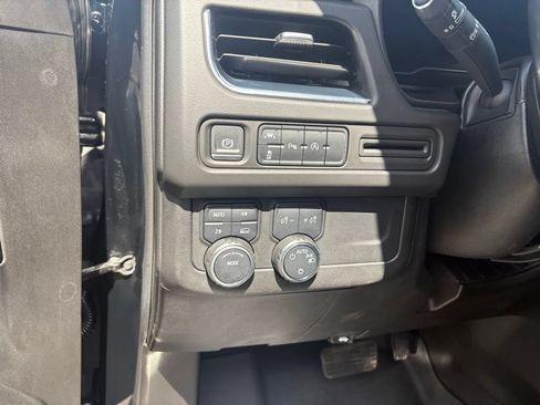 Used 2023 Chevrolet Tahoe LT AWD/4WD image 16