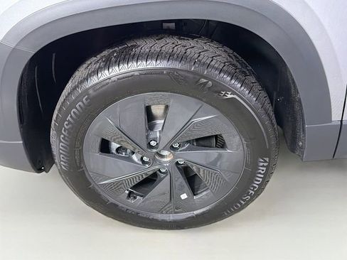 New 2026 Volkswagen Taos S FWD image 27