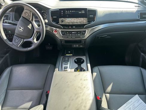 Used 2025 Honda Passport EX-L image 20