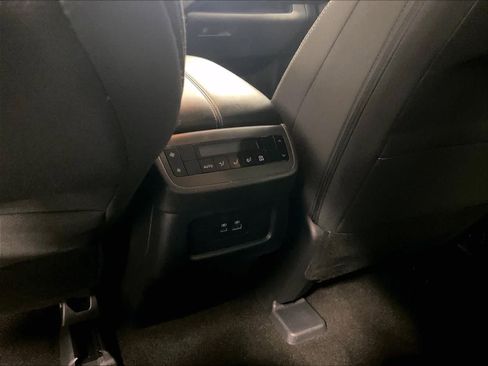 Certified 2023 Nissan Pathfinder SV AWD/4WD image 27