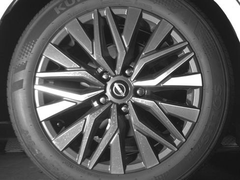 Used 2025 Nissan Altima 2.5 SV image 15