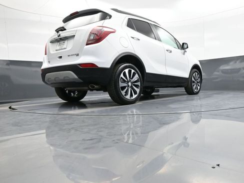 Used 2021 Buick Encore Preferred w/ Safety Package II AWD/4WD image 29