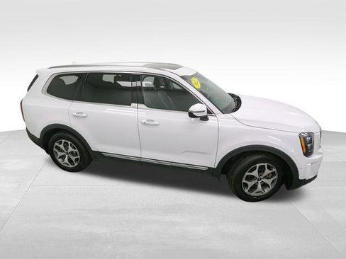 Used 2022 Kia Telluride EX image 5